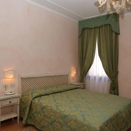 Frühstückspension Casa Mimma 3*