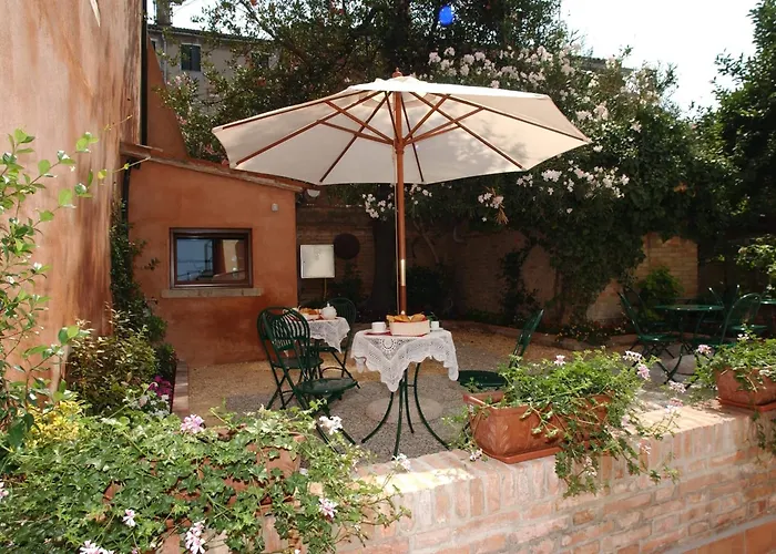 Bed & Breakfast Casa Mimma 2*