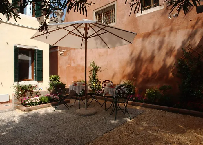 Bed & Breakfast Casa Mimma 2*